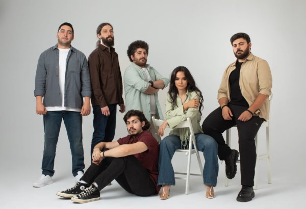 Группа Döngə представила рок-версию хита Айгюн Кязымовой "Sənsizliyim" (ВИДЕО)