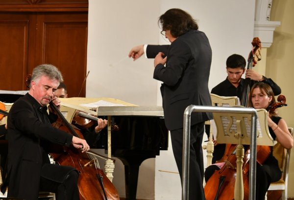 Виолончель, душа моей души… Я не играю на ней, я дышу с ней в унисон… Баку в музыке (ФОТО)