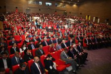 Начал работу I Международный симпозиум турецкой диаспоры (ФОТО)