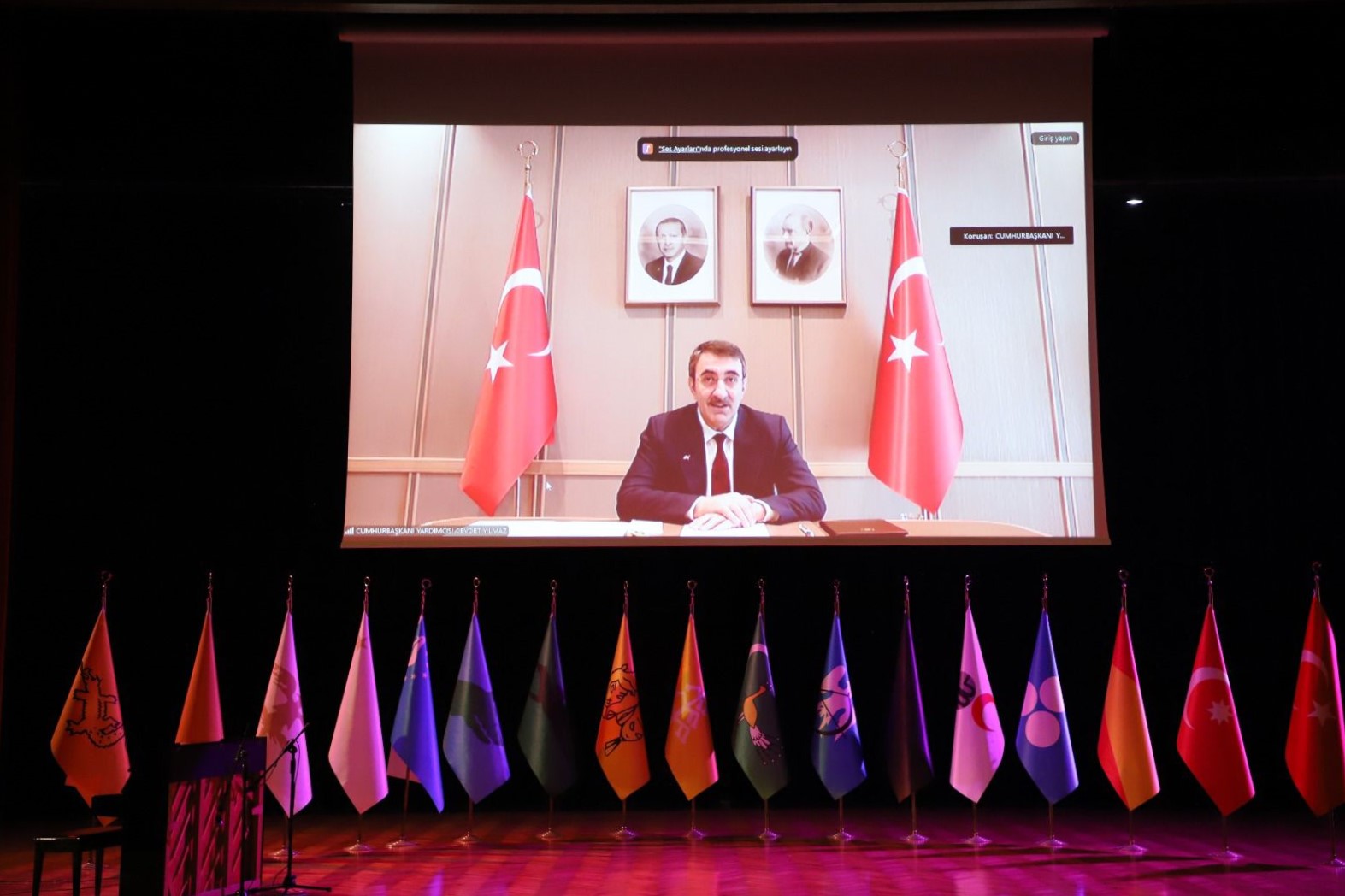 Начал работу I Международный симпозиум турецкой диаспоры (ФОТО)