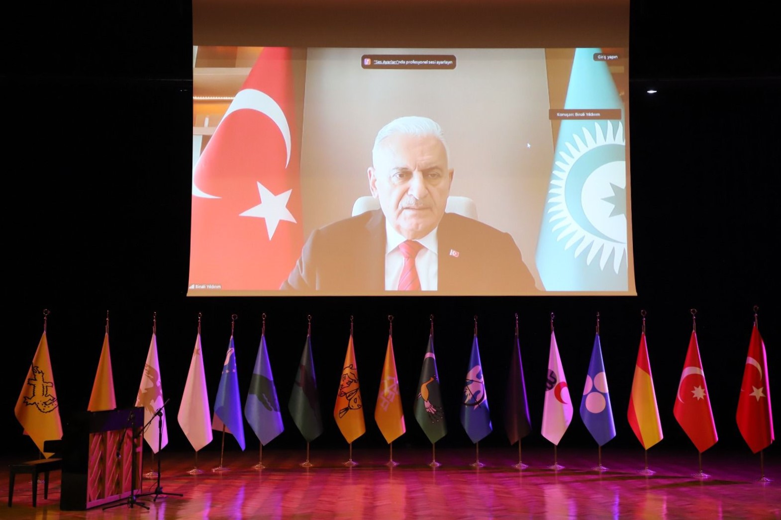 Начал работу I Международный симпозиум турецкой диаспоры (ФОТО)