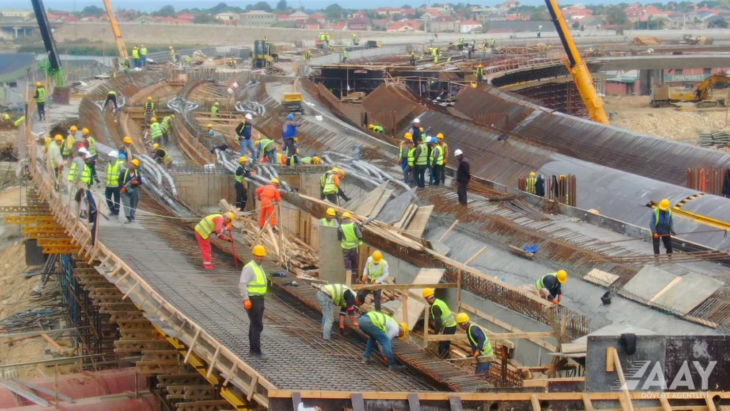 Назван прогресс по выполнению работ в рамках строительства автодороги Беюкшор-Пиршаги  (ВИДЕО/ФОТО)