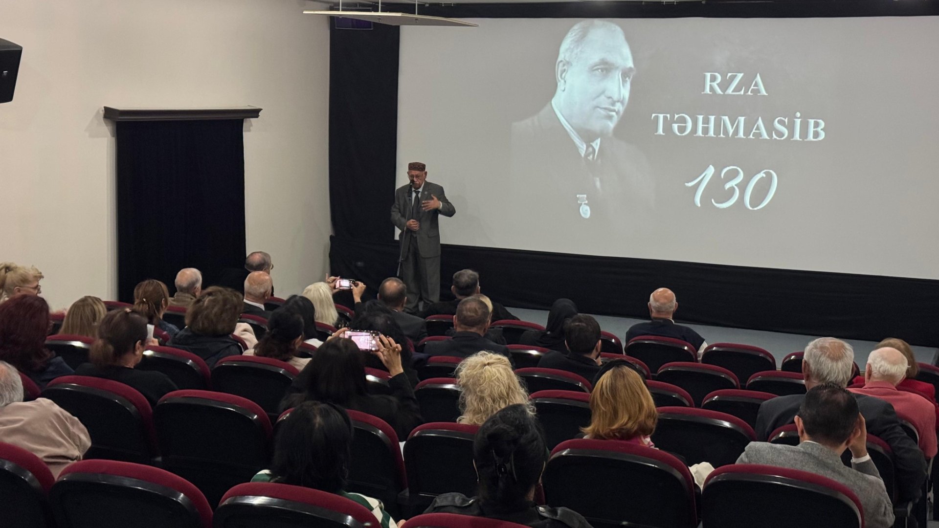 В Баку отметили 130-летие видного актёра и режиссёра Рзы Тахмасиба (ФОТО)