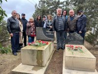 Государственному театру YUĞ исполнилось 35 лет – почтена память Вагифа Ибрагимоглу (ФОТО)