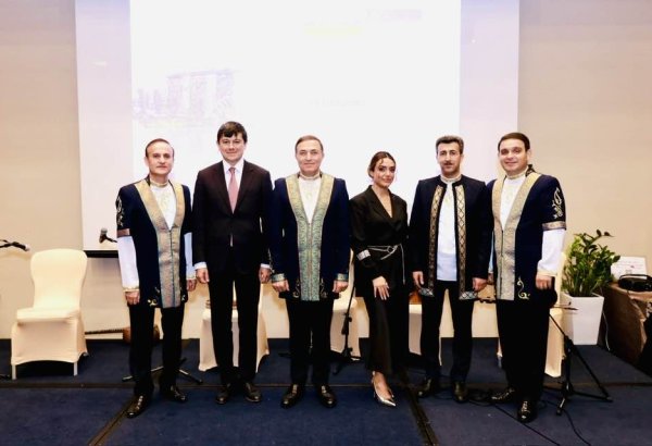 Древняя музыкальная культура Азербайджана представлена в Малайзии и Сингапуре (ФОТО)