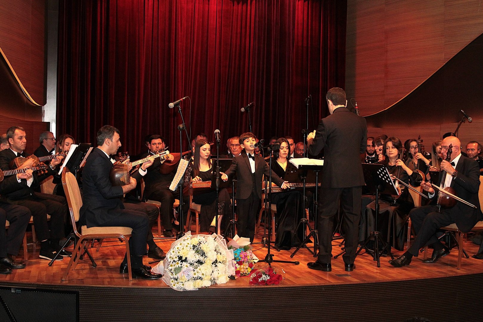 Воспитанники Айбениз Гашимовой очаровали своими талантами (ФОТО)