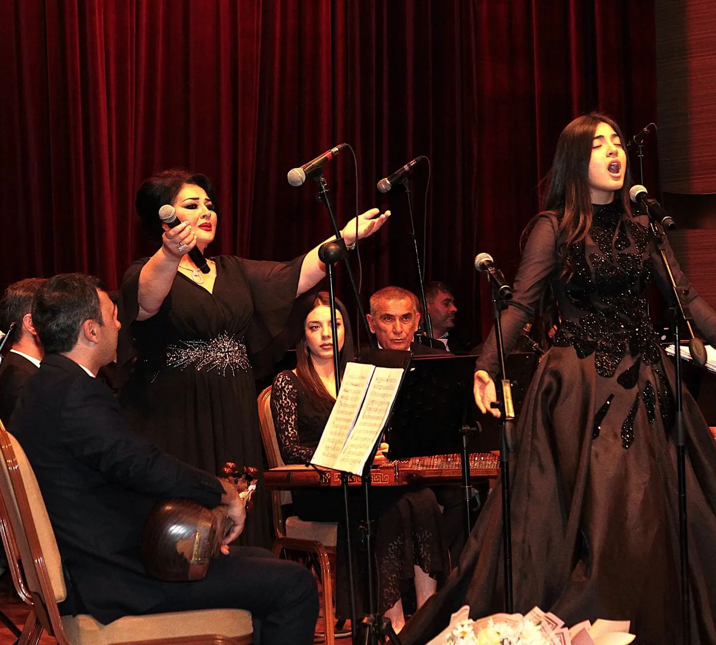 Воспитанники Айбениз Гашимовой очаровали своими талантами (ФОТО)