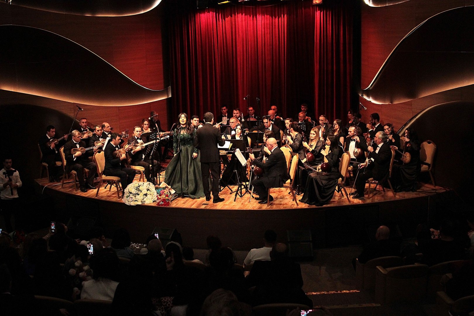 Воспитанники Айбениз Гашимовой очаровали своими талантами (ФОТО)