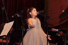 Воспитанники Айбениз Гашимовой очаровали своими талантами (ФОТО)