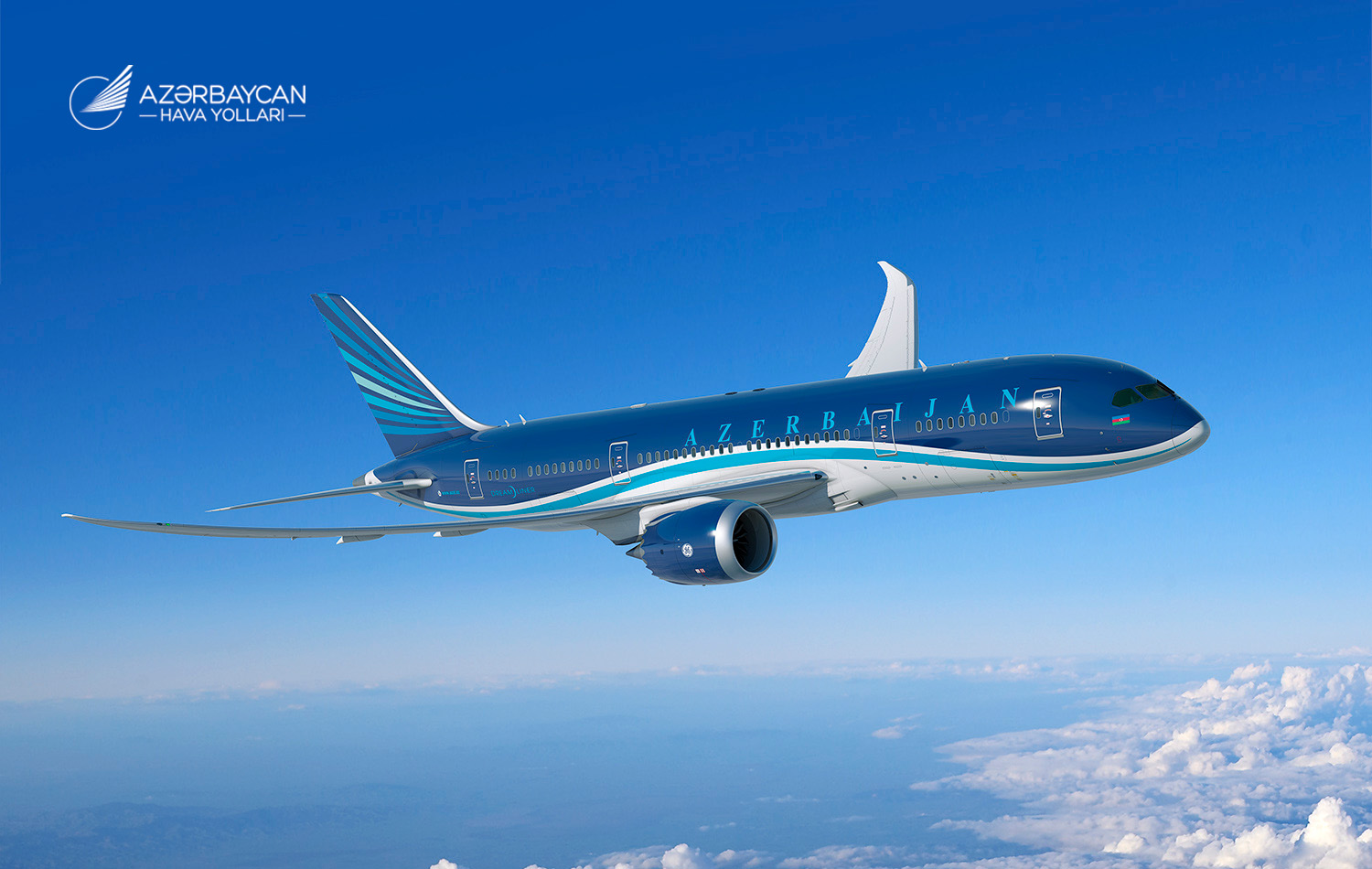 Самолет AZAL, следовавший из Санкт-Петербурга в Баку, вернулся в аэропорт вылета