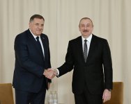 Президент Ильхам Алиев встретился в Казани с Милорадом Додиком (ВИДЕО/ФОТО)