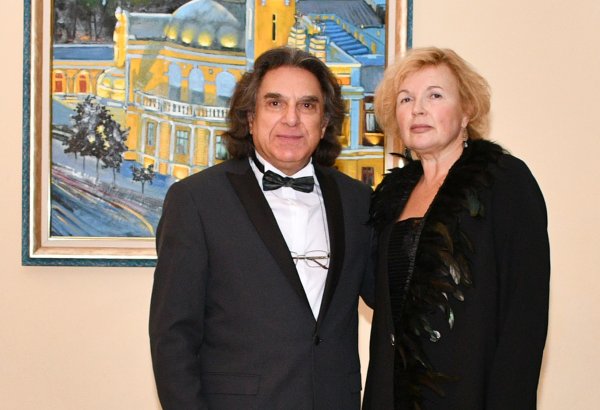 "Проклятие" супружеской пары в Баку (ФОТО)