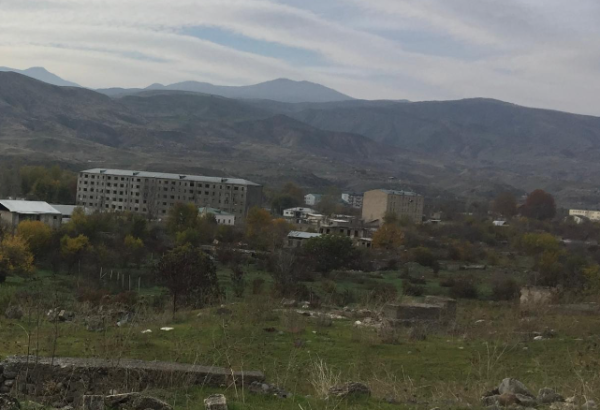 В селе Махрузлу Губадлинского района на строительно-монтажные работы будет потрачено 26,4 млн манатов