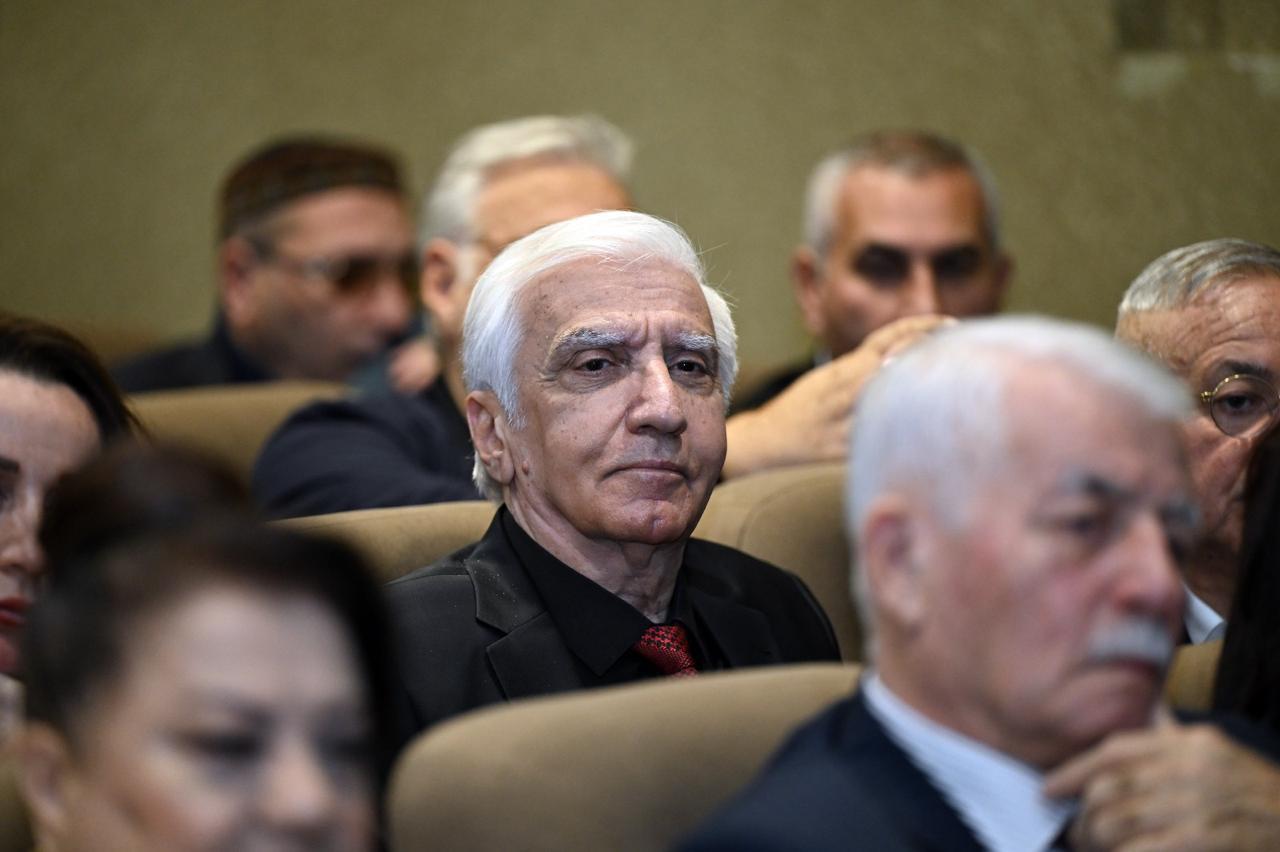 Министр культуры Азербайджана встретился с преподавателями и студентами ADMİU   (ФОТО)