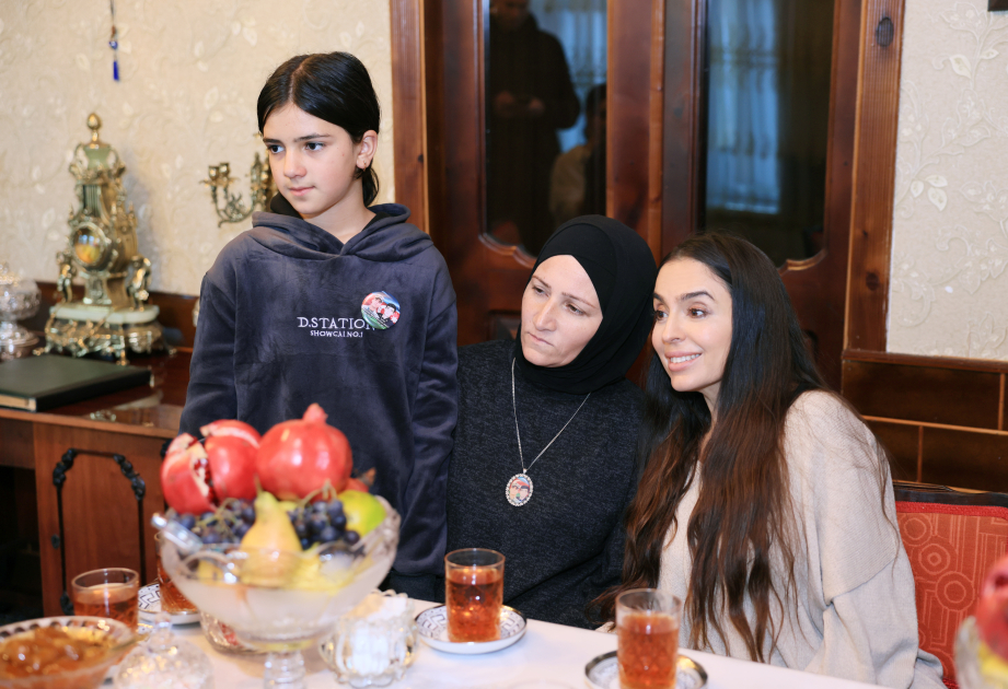 Вице-президент Фонда Гейдара Алиева Лейла Алиева встретилась с семьей чобана Ханыша (ФОТО/ВИДЕО)