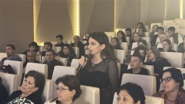 Композитор Вугар Джамалзаде стал гостем проекта "Лицом к лицу" (ФОТО)