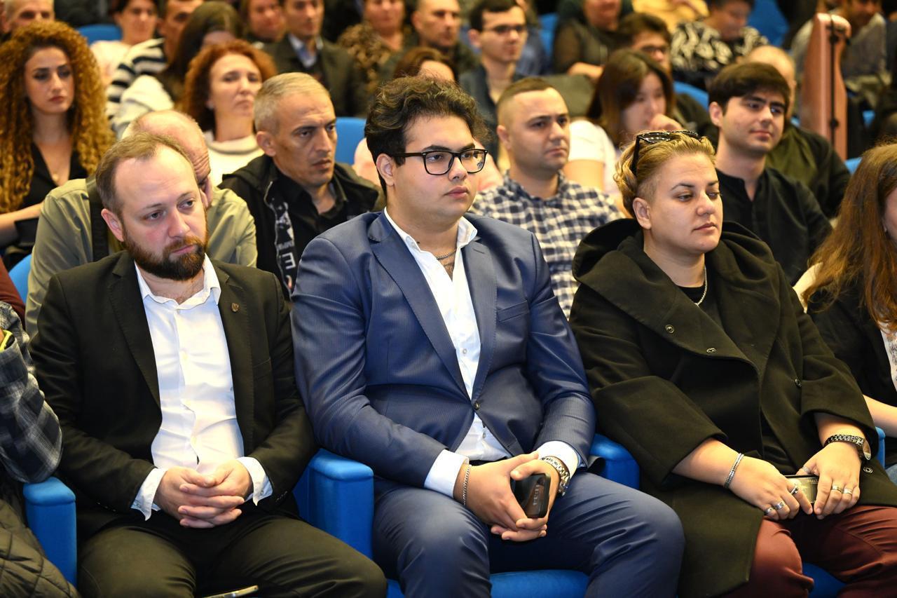 Адиль Керимли и Юсиф Эйвазов вместе с творческим коллективом оперы и балета обсудили актуальные вопросы (ФОТО)