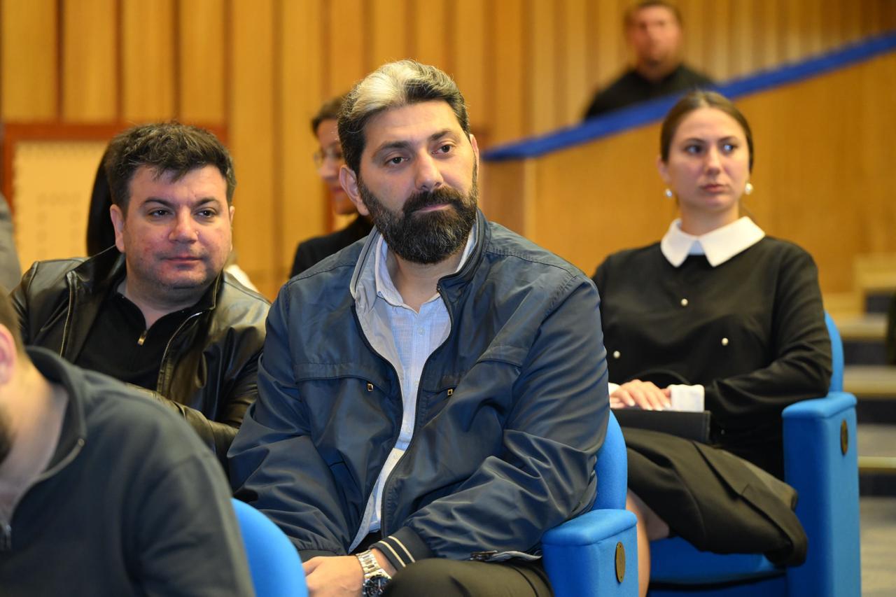 Адиль Керимли и Юсиф Эйвазов вместе с творческим коллективом оперы и балета обсудили актуальные вопросы (ФОТО)