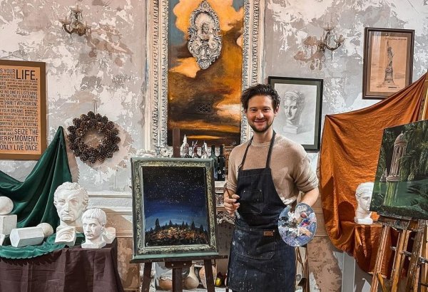 Эльдар Гасымов стал художником. Почему так много черного цвета?  (ВИДЕО, ФОТО)