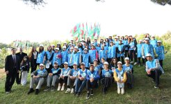 В Баку прошла очередная акция по посадке деревьев с участием вице-президента Фонда Гейдара Алиева Лейлы Алиевой и руководителя Баку Медиа Центра Арзу Алиевой (ФОТО)