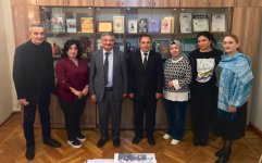 В Гяндже состоялась презентация книги "Сладкие жемчужины Западного Азербайджана" (ФОТО)