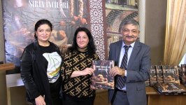 В Гяндже состоялась презентация книги "Сладкие жемчужины Западного Азербайджана" (ФОТО)