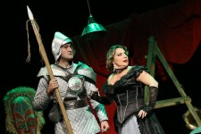 В Баку с большим успехом состоялась премьера спектакля "Чеховское ружье" с элементами хоррора (ФОТО)