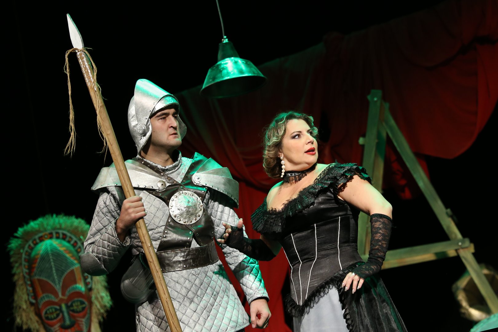 В Баку с большим успехом состоялась премьера спектакля "Чеховское ружье" с элементами хоррора (ФОТО)