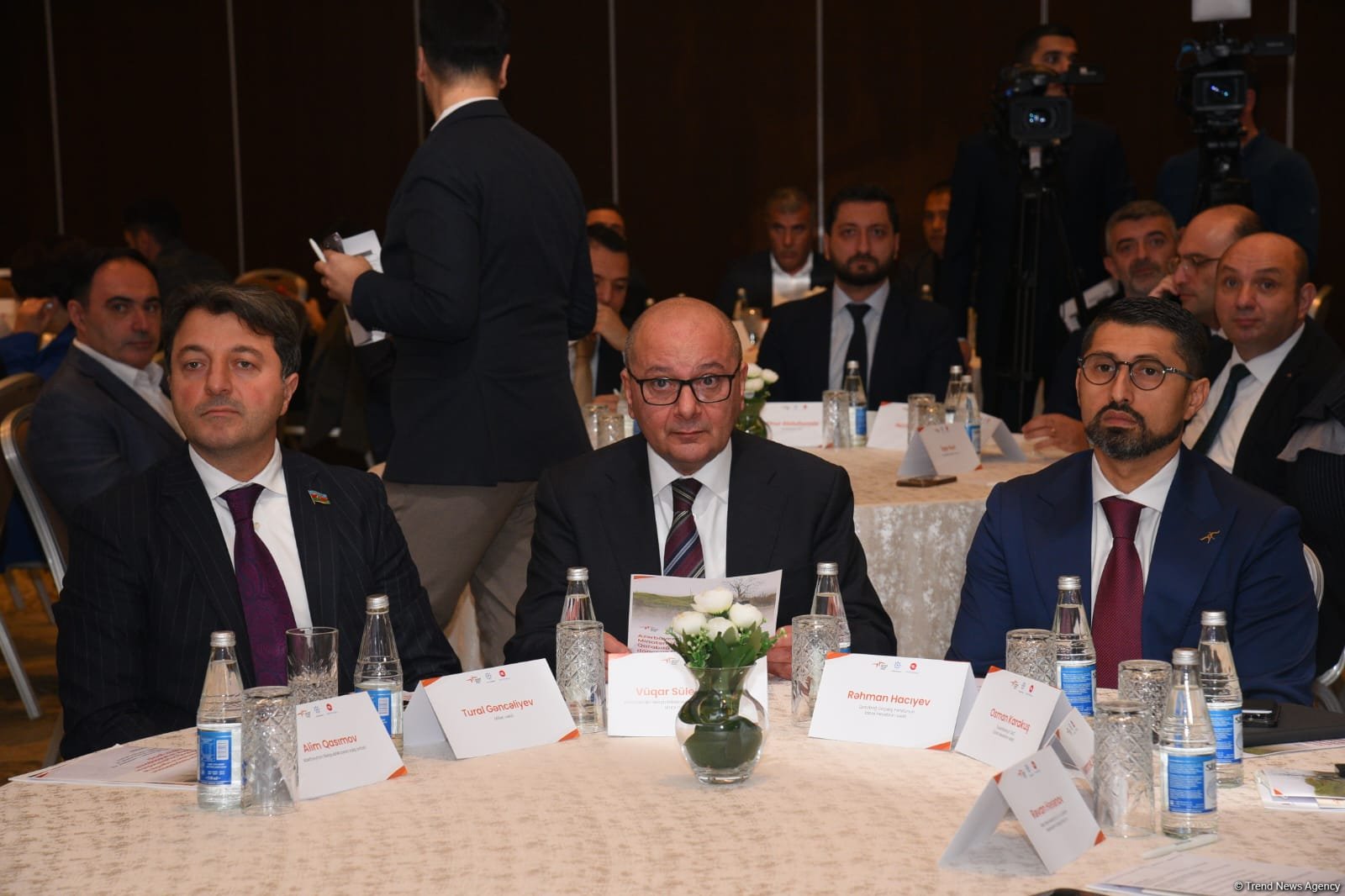 ANAMA переданы еще три собаки-сапера (ФОТО)