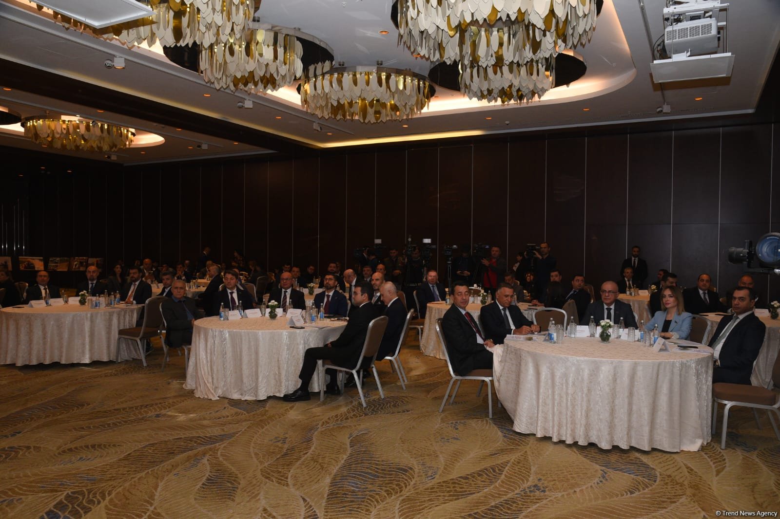 ANAMA переданы еще три собаки-сапера (ФОТО)