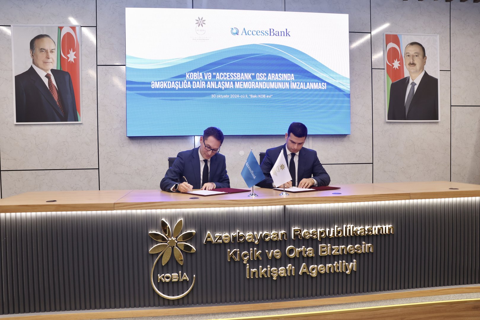 AccessBank и KOBIA подписали Меморандум о реализации проекта "Bizdən Biznesə" (ФОТО)