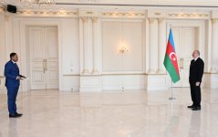 Президент Ильхам Алиев принял верительные грамоты новоназначенного посла Демократической Республики Конго в Азербайджане (ФОТО/ВИДЕО)