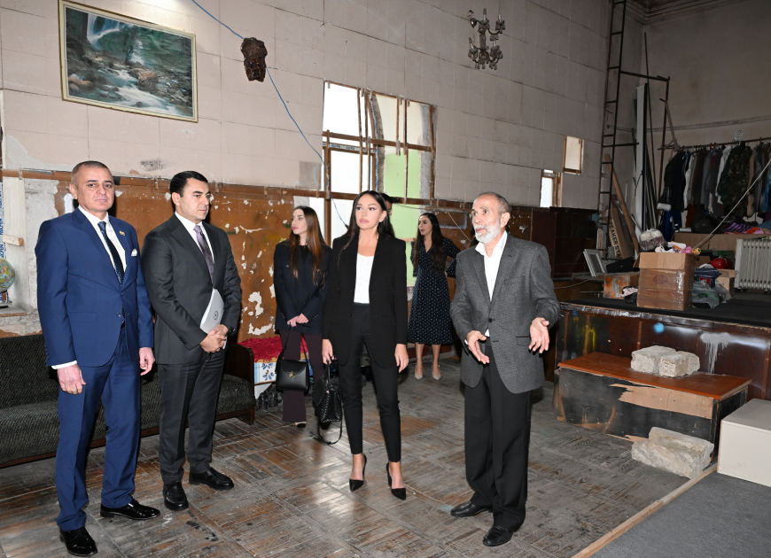 Первый вице-президент Мехрибан Алиева побывала в Азербайджанском государственном театре пантомимы (ФОТО/ВИДЕО)