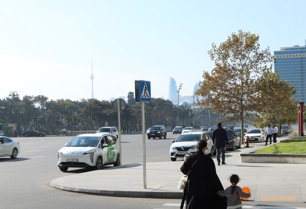 На одном из бакинских проспектов создан новый пешеходный переход (ФОТО)