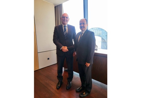 Джахит Багчи обсудил с Эльчином Амирбековым региональные и глобальные вопросы