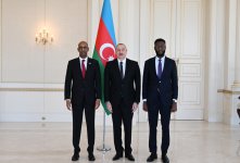 Президент Ильхам Алиев принял верительные грамоты новоназначенного посла Сомали в Азербайджане (ФОТО/ВИДЕО)