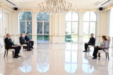 Президент Ильхам Алиев принял верительные грамоты новоназначенного посла Испании в Азербайджане (ФОТО/ВИДЕО)
