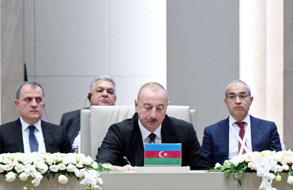 Президент Ильхам Алиев принял участие в 11-м Саммите глав государств Организации тюркских государств в Бишкеке (ФОТО/ВИДЕО)