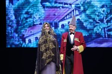 Потрясающий юбилей Ильхама Намига Кямала – Мастер сцены в окружении красавиц (ВИДЕО, ФОТО)