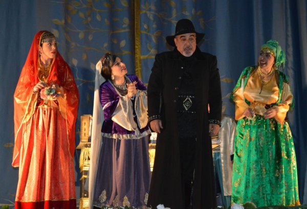 Русский драматический театр с успехом выступил в Балакене (ФОТО)