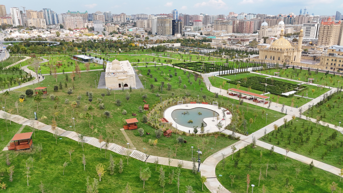 Президент Ильхам Алиев принял участие в открытии третьей части Центрального парка в Баку (ФОТО/ВИДЕО)