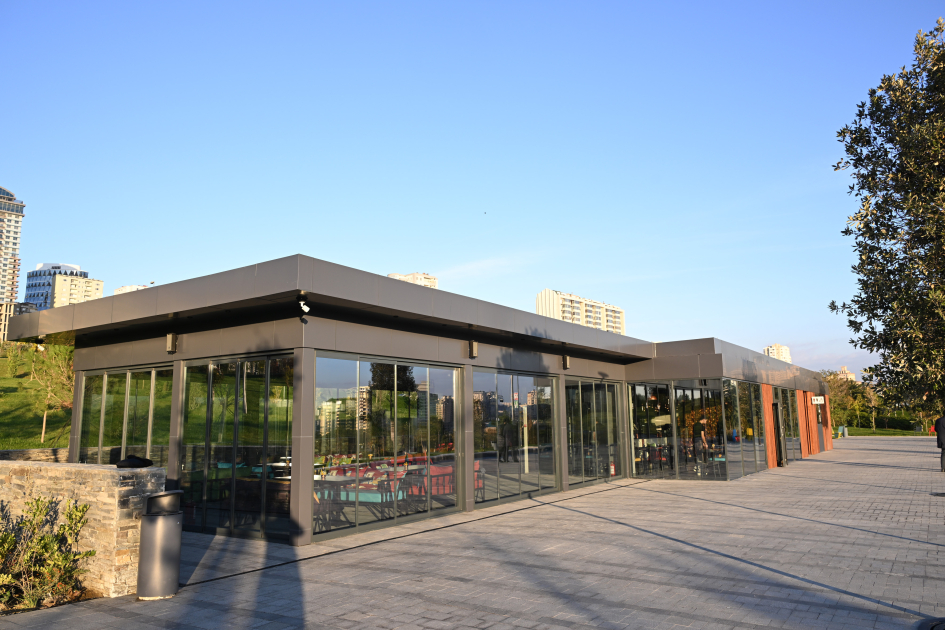 Президент Ильхам Алиев принял участие в открытии третьей части Центрального парка в Баку (ФОТО/ВИДЕО)