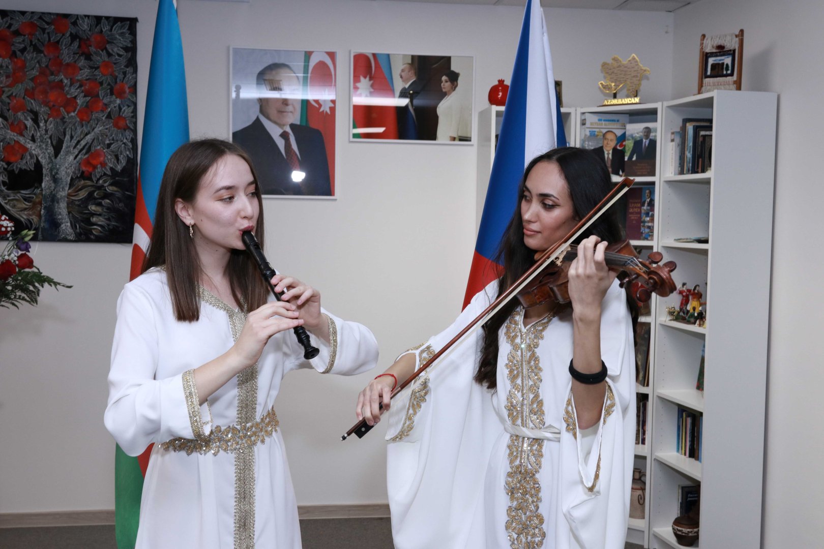 В Праге открылся Дом Азербайджана (ФОТО)