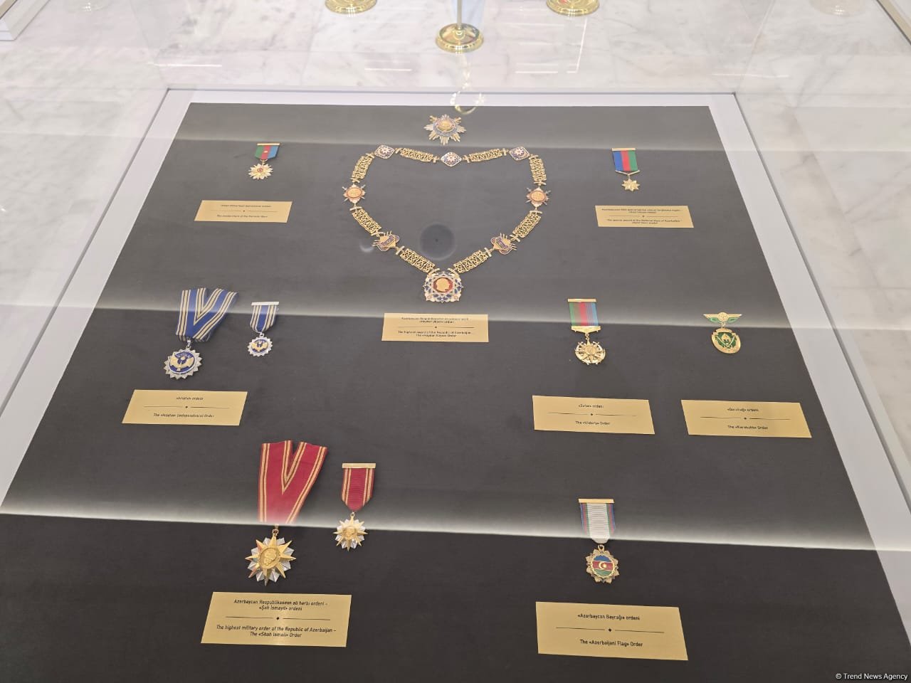 Путешествие в историю Государственного флага Азербайджана  (Фотосессия)