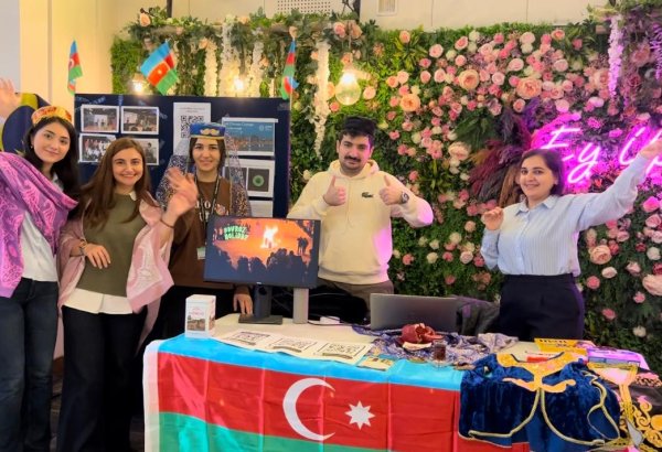 Азербайджан представлен в Университете Шеффилда (ФОТО)