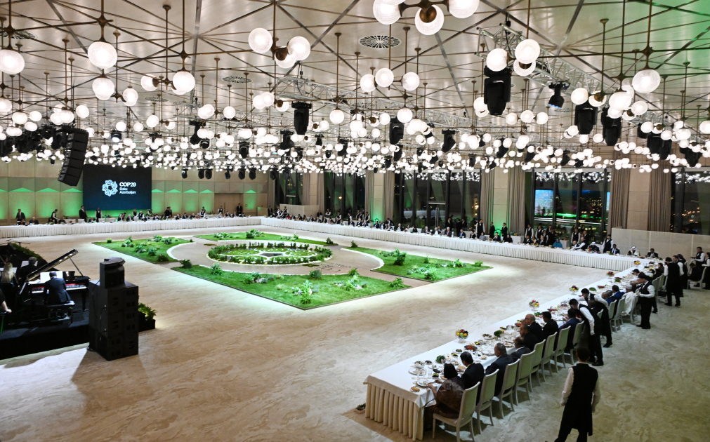 Президент Ильхам Алиев и Первая леди Мехрибан Алиева приняли участие в приеме в честь глав государств и правительств, участвовавших  в открытии Саммита лидеров на COP29 (ФОТО)