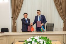Минэнерго Азербайджана подписало с китайскими компаниями документы о сотрудничестве в сфере ВИЭ (ФОТО)