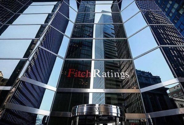Fitch прогнозирует стабильность нефтегазовых доходов Азербайджана