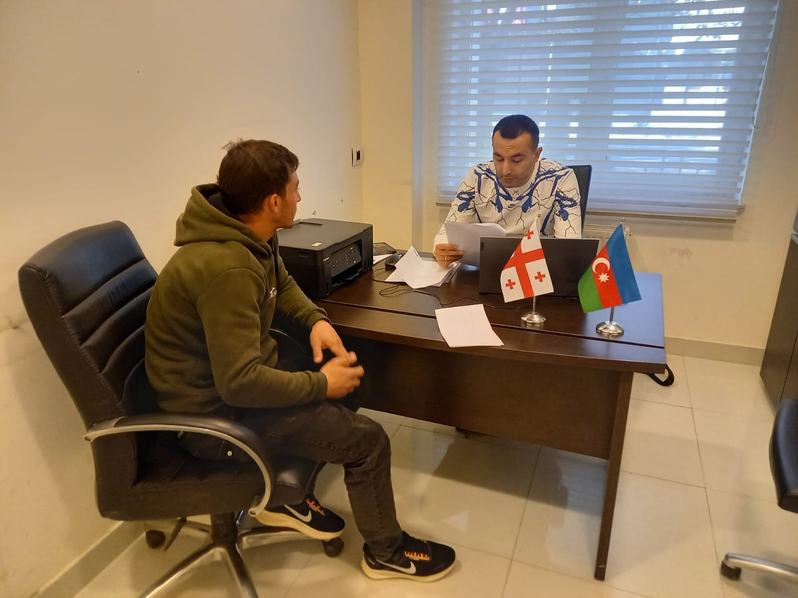 В Марнеули продолжается оказание безвозмездной юридической помощи гражданам (ФОТО)