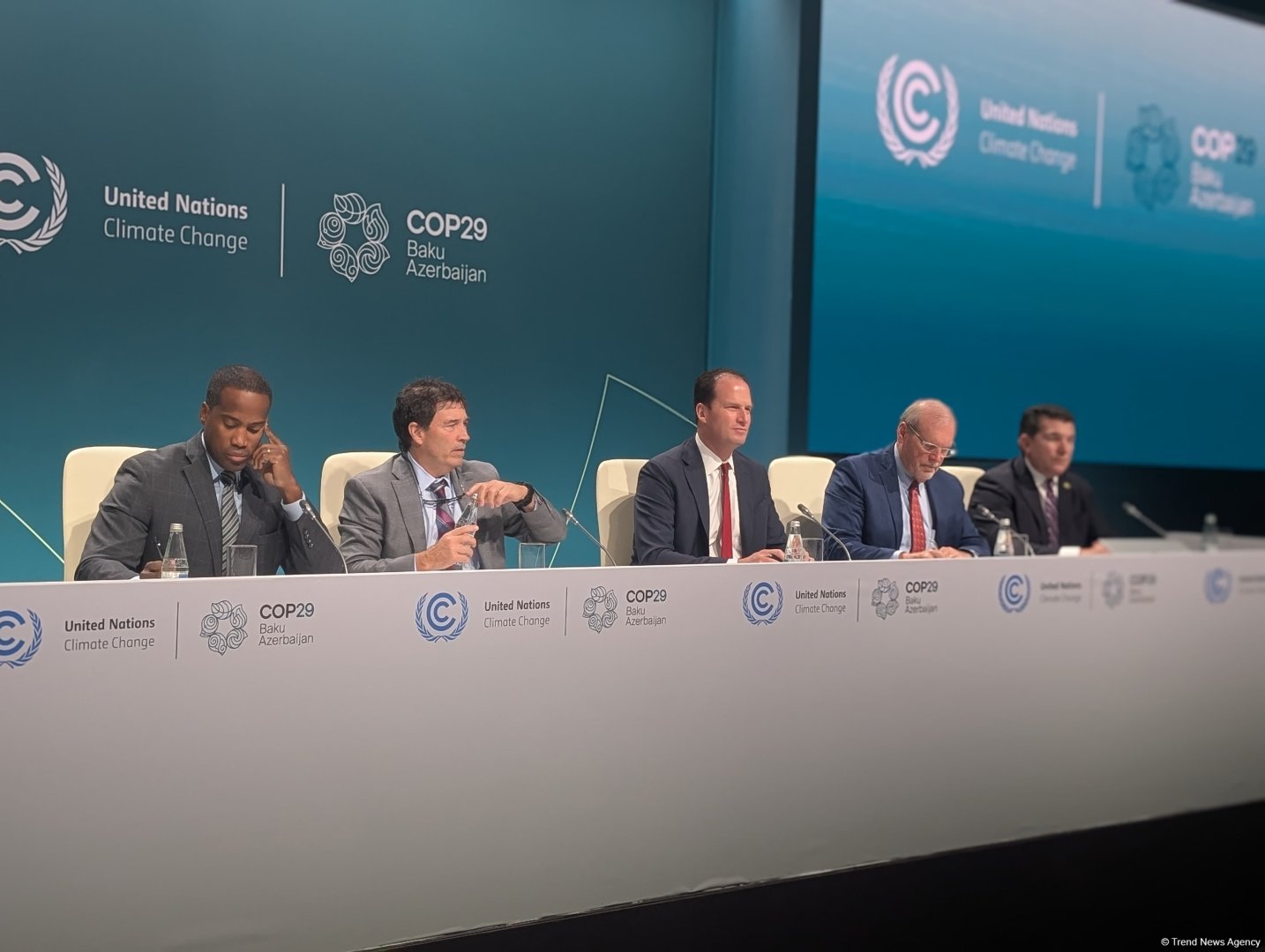 Проармянский конгрессмен Паллоне испугался встречи с журналистами в Баку